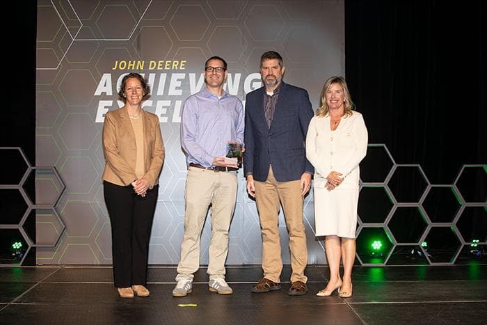 Elanders Americas Earns Partner-level Status in John Deere's Achieving Excellence Program