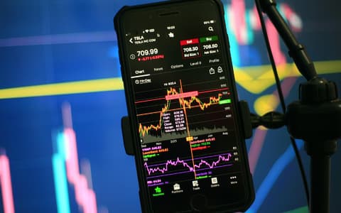 MGM Resorts Stock (US5529531015): Analyst Upgrade and Price Target Revision
