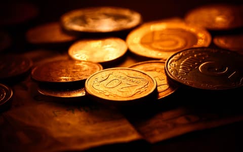 Hasbro Inc stock (US4180561072): Valuation in focus after recent gains and mixed analyst views