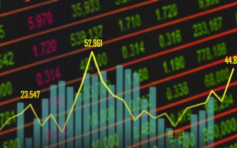Air Products & Chemicals Inc. Stock (US0091581068): Analysts Trim Price Targets Amid Darrow Project Uncertainty