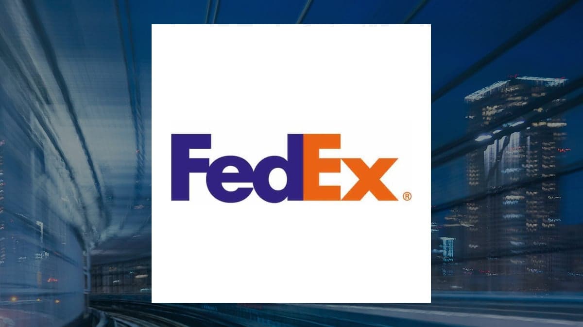 Truist Financial Corp Sells 4,553 Shares of FedEx Corporation $FDX