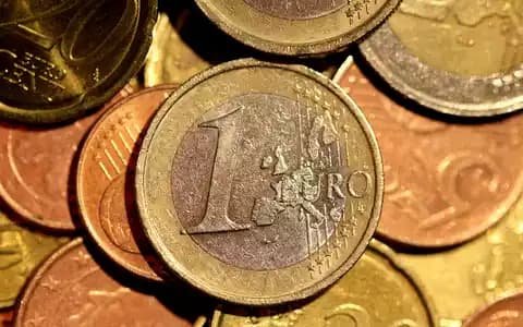 Newmont Corp stock (US6516391066): gold miner in focus after Q1 2026 earnings and Nevada union deal